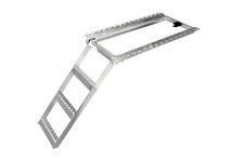 Ausklappbare LKW Trittleiter